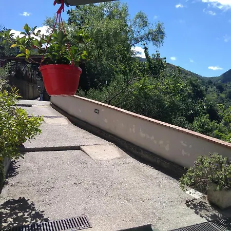 Azienda Agrituristica Le Prunelle Farm stay *